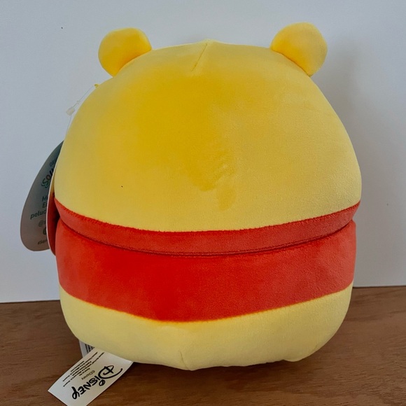 Disney Squish-mallow 8” Pooh New With Tags, GREAT CHRISTMAS GIFT! - Picture 3 of 3